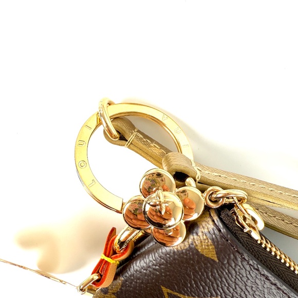 LOUIS VUITTON Phone Holder Monogram Vivienne 2025 Print Pouch  New - Picture 9 of 13